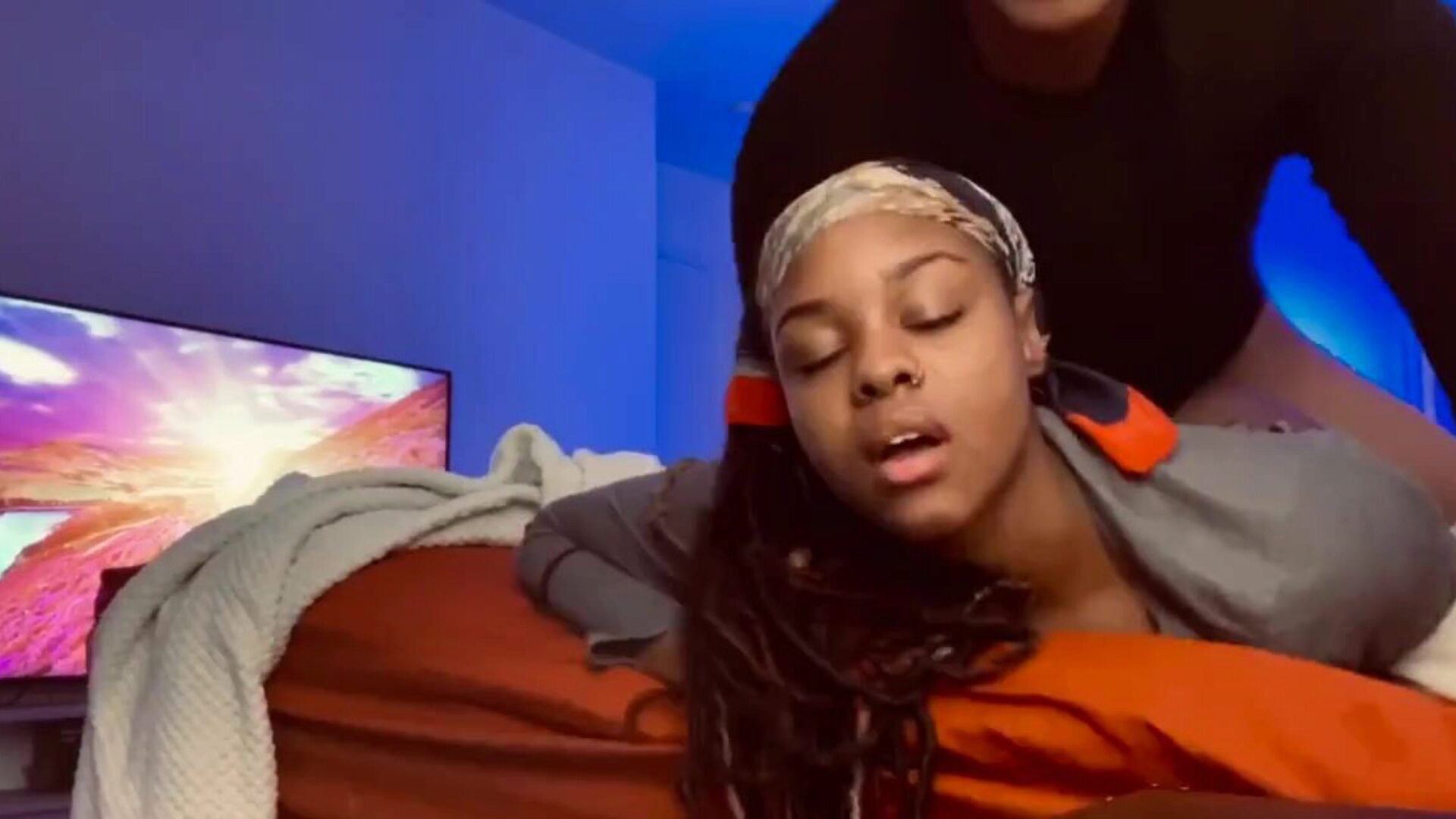 Me and my Ex’s Relationship is Complicated, but we still have Sex!