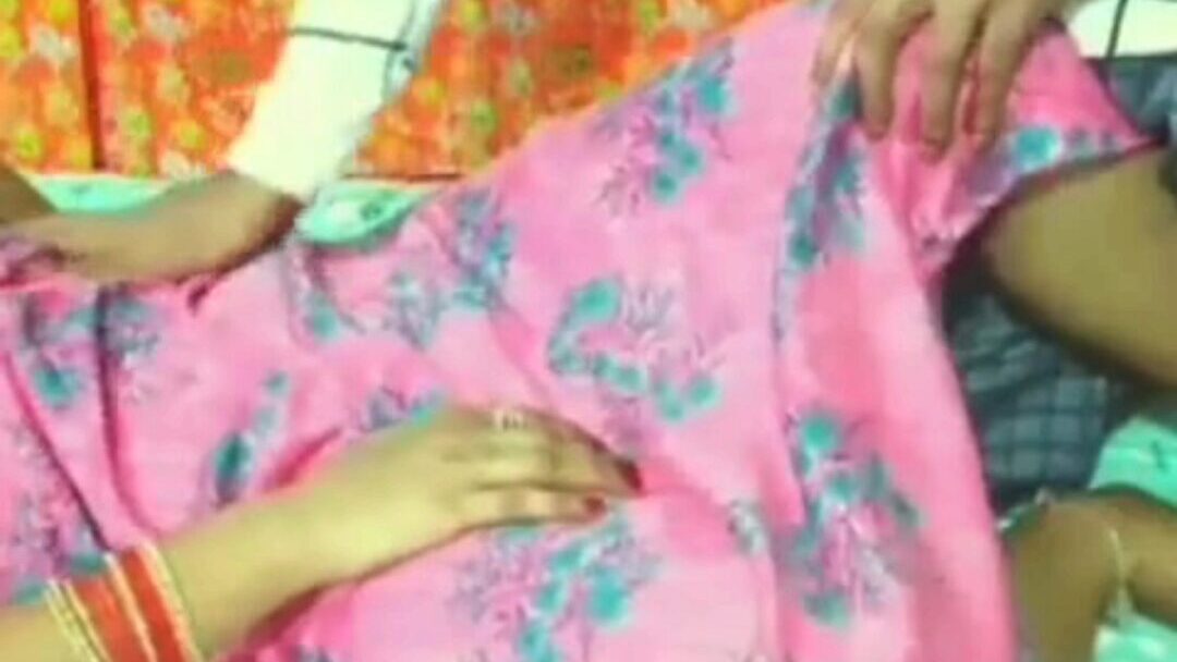 Desi Devar Bhabhi ki Chudai Desi Devar Bhabhi ki Chudai , Having big scoops cunt african cock oral-stimulation handjob - JSONPORN